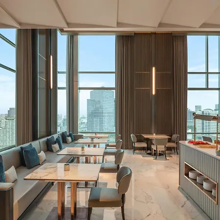 Le Meridien Bangkok-3
